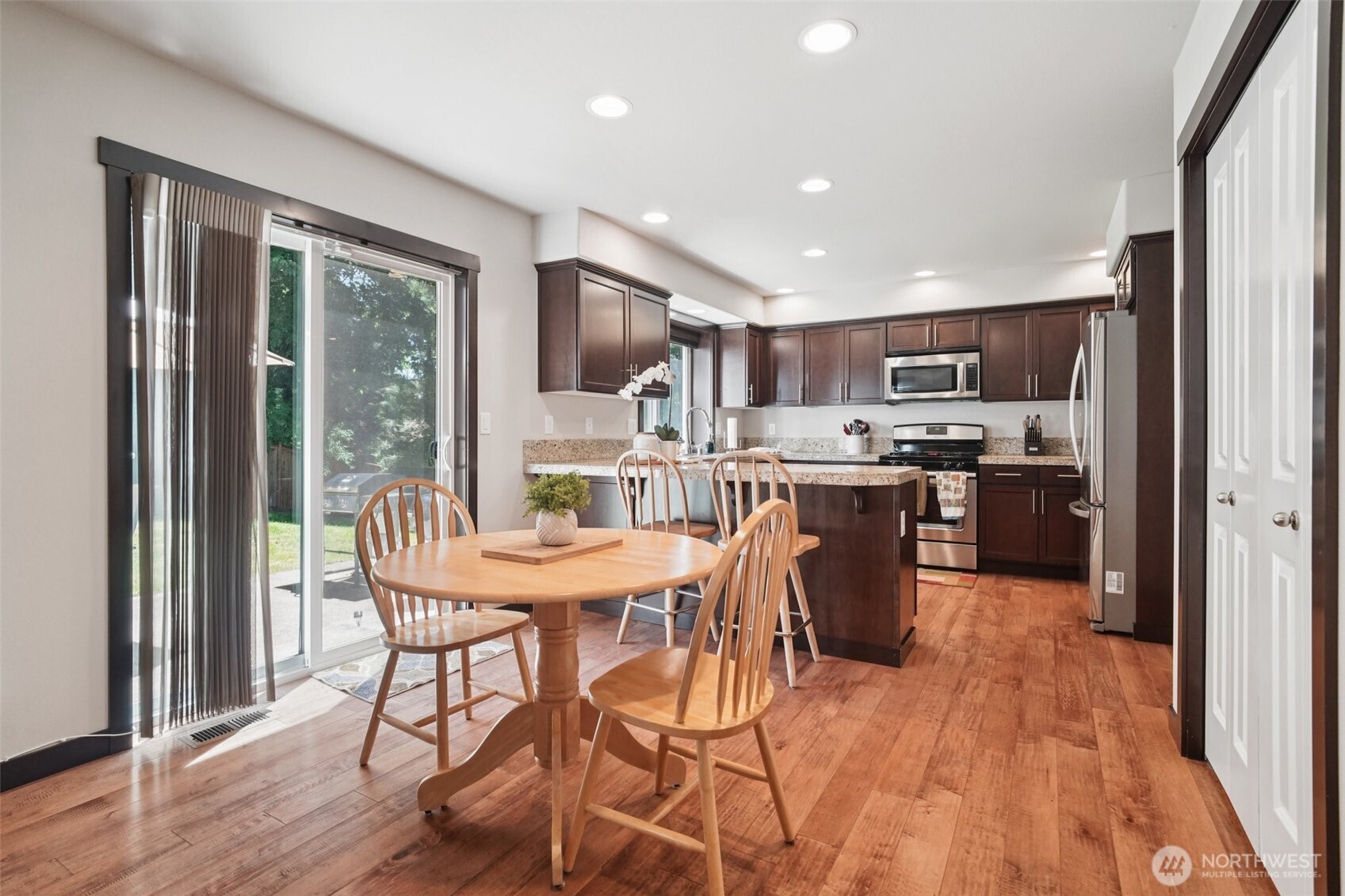 1660 Sapphire Trail Bellingham, WA 98226 - Photo 11 of 38 Gallery Image 11