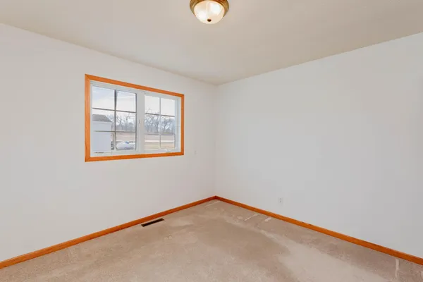 $229,000 | 305 Webster Street, Lisbon, ND 58054