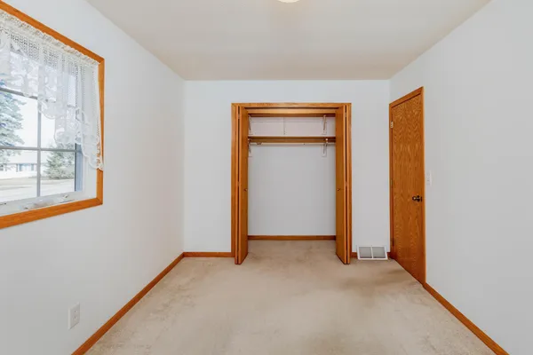$229,000 | 305 Webster Street, Lisbon, ND 58054