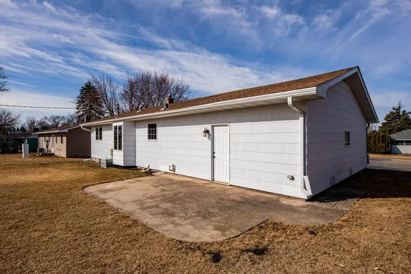 $229,000 | 305 Webster Street, Lisbon, ND 58054