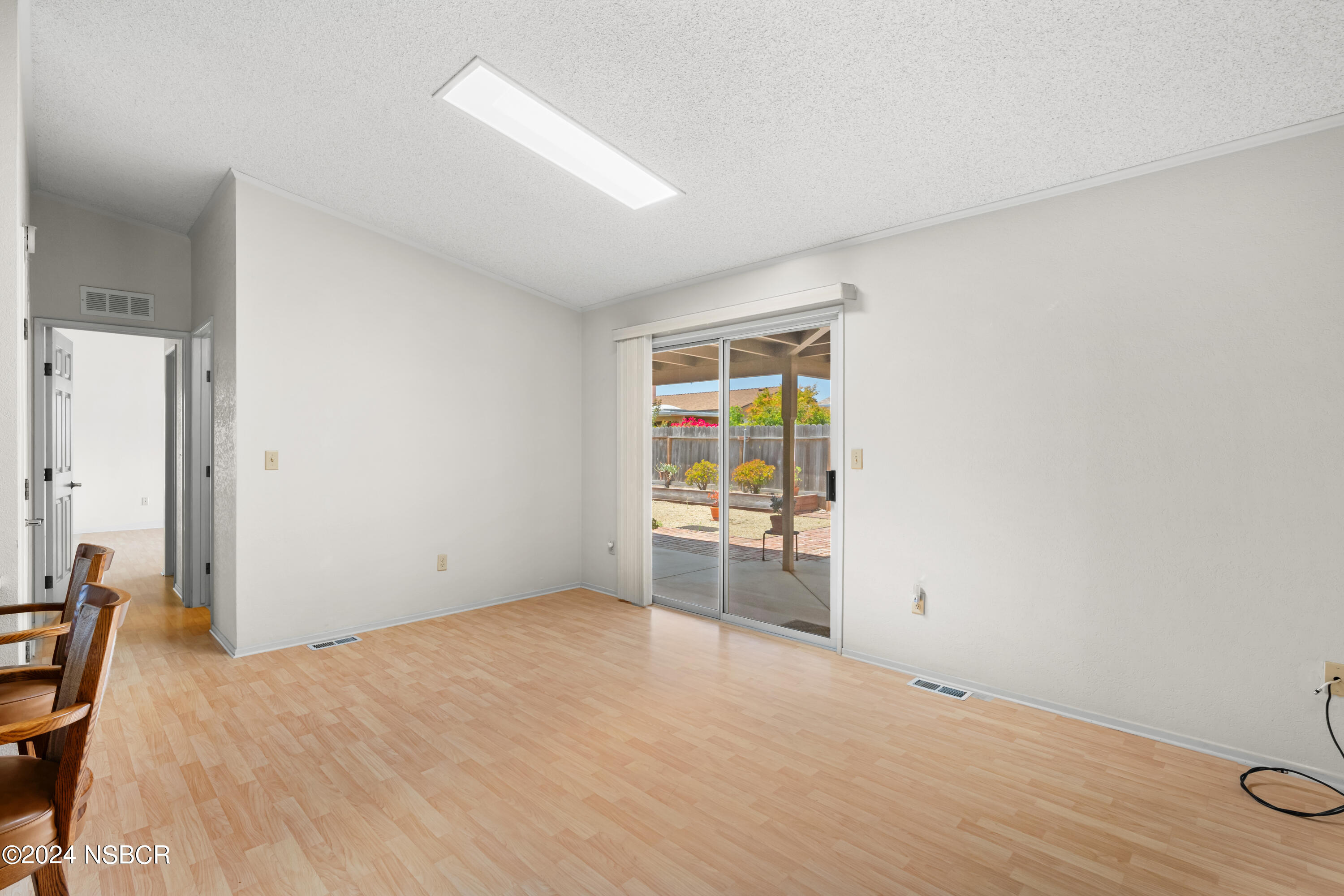 910 Vista Del Sol Santa Maria, CA 93458 - Photo 11 of 45 11_910 vista del rio-11