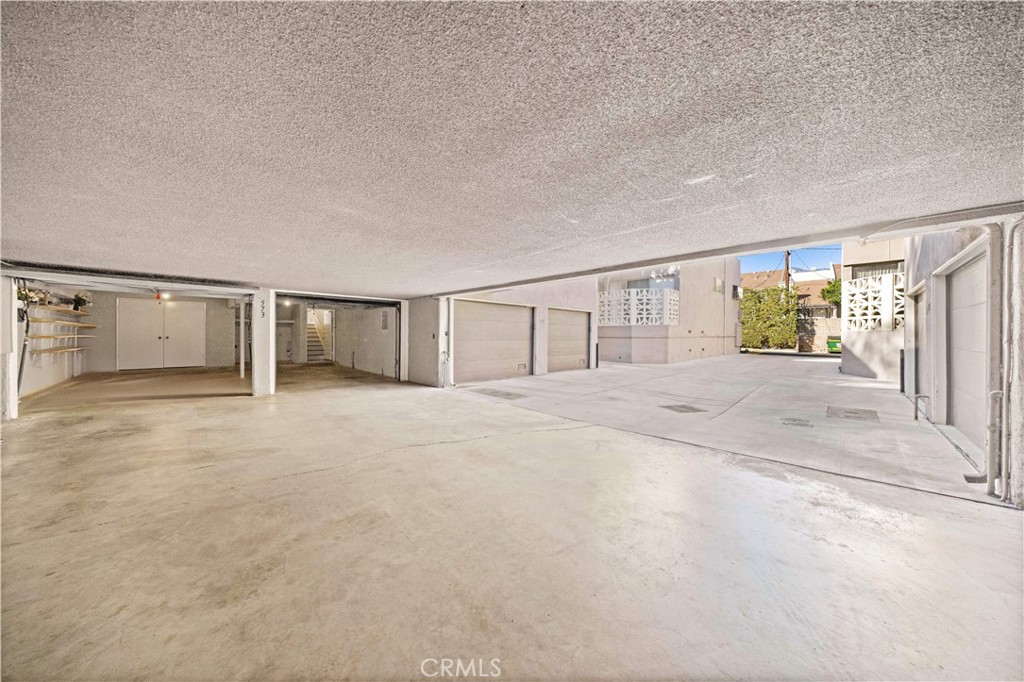 573 Fairview Avenue Arcadia, CA 91007 - Photo 39 of 55 Garage Access