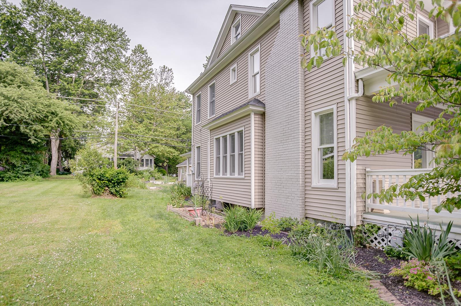 1103 Troy Road Edwardsville, IL 62025 - Photo 36 of 45 Gallery Image 36