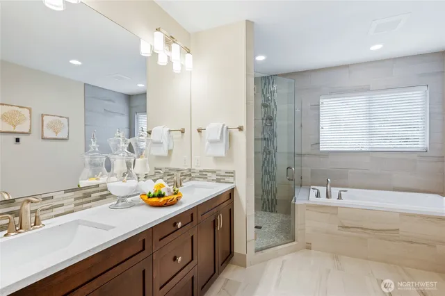 $5,396,000 | 9827 Northeast 20th Street, Bellevue, WA 98004