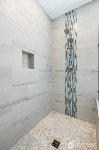 $5,396,000 | 9827 Northeast 20th Street, Bellevue, WA 98004