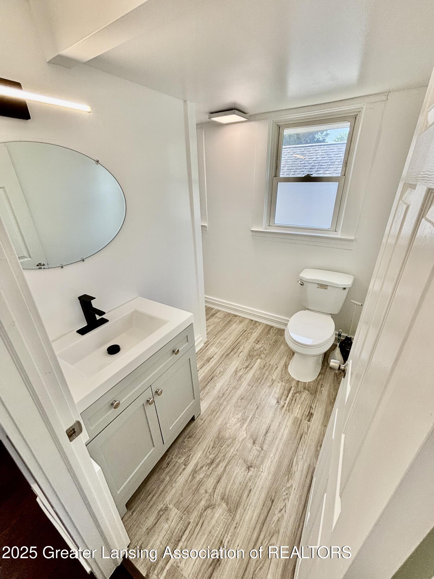 1620 Linval Street Lansing, MI 48910 - Photo 25 of 35 IMG_7107