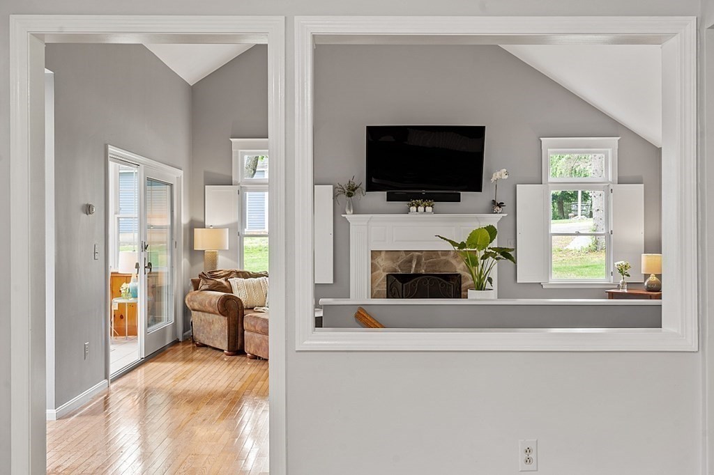 701 Flat Hill Road Lunenburg, MA 01462 - Photo 12 of 40 Gallery Image 12