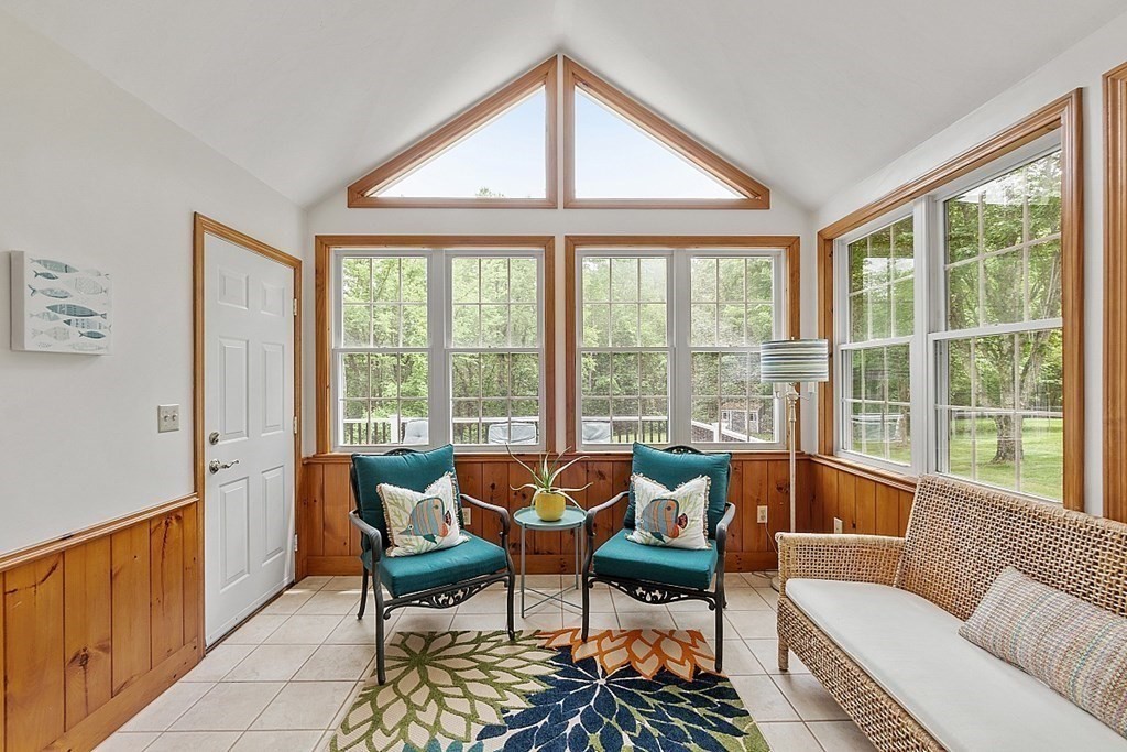 701 Flat Hill Road Lunenburg, MA 01462 - Photo 18 of 40 Gallery Image 18