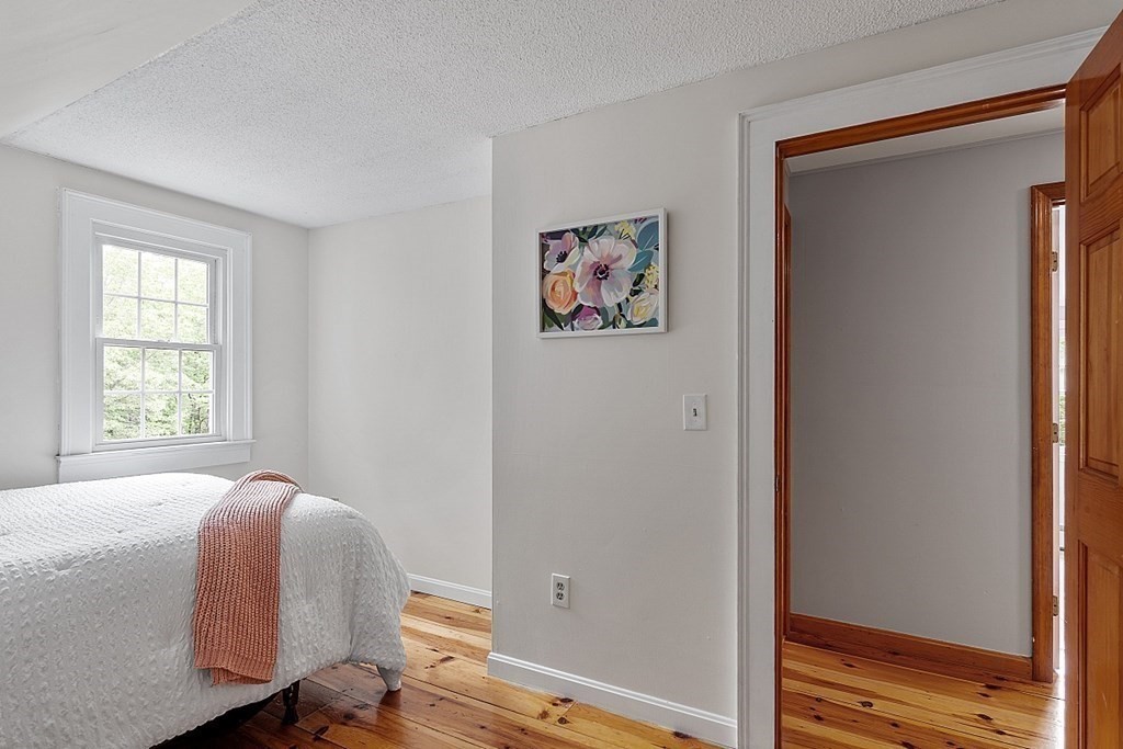 701 Flat Hill Road Lunenburg, MA 01462 - Photo 32 of 40 Gallery Image 32