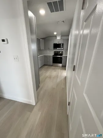 $2,700 | 23 Roosevelt Avenue, Unit 2, Stamford, CT 06902