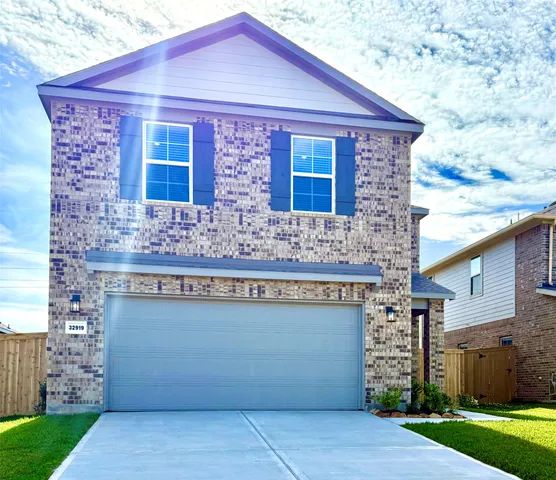 $2,195 | 32919 Silver Mdw Way, Brookshire, TX 77423