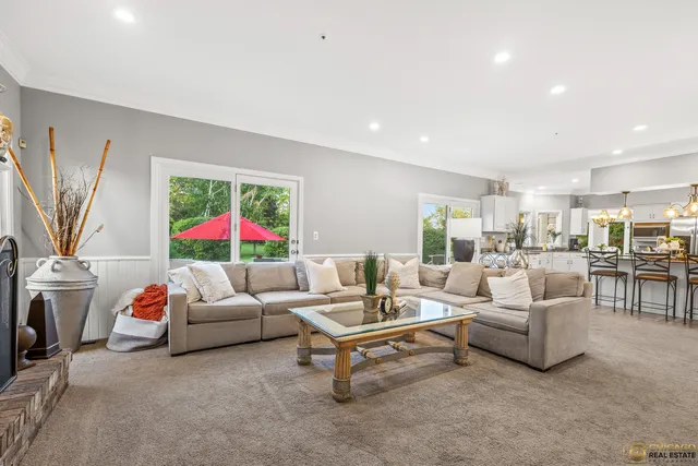 $975,000 | 5898 Partridge Lane, Long Grove, IL 60047