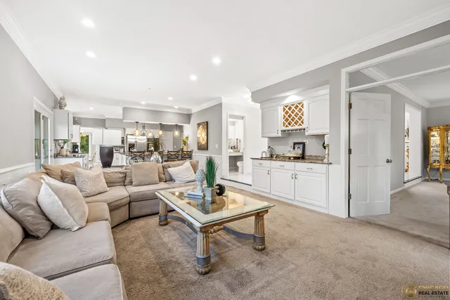 $975,000 | 5898 Partridge Lane, Long Grove, IL 60047