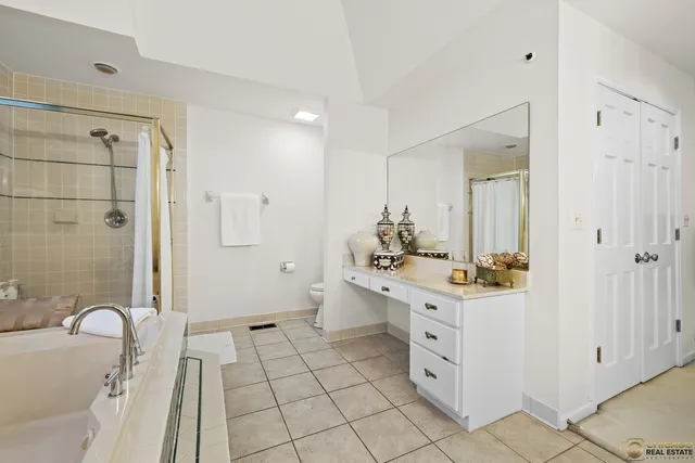 $975,000 | 5898 Partridge Lane, Long Grove, IL 60047