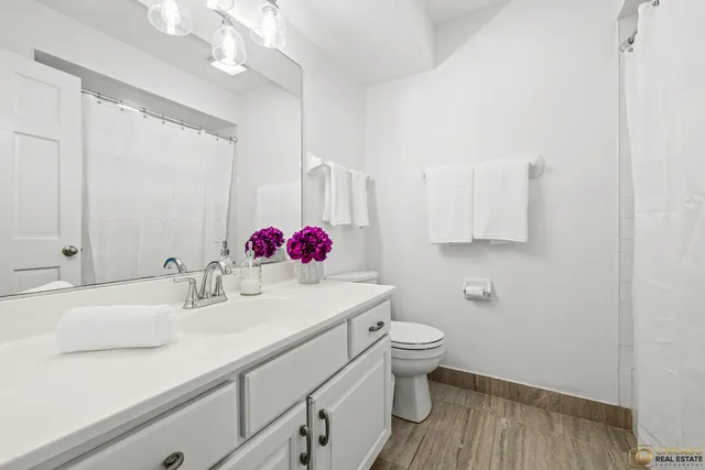 $975,000 | 5898 Partridge Lane, Long Grove, IL 60047