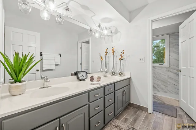 $975,000 | 5898 Partridge Lane, Long Grove, IL 60047