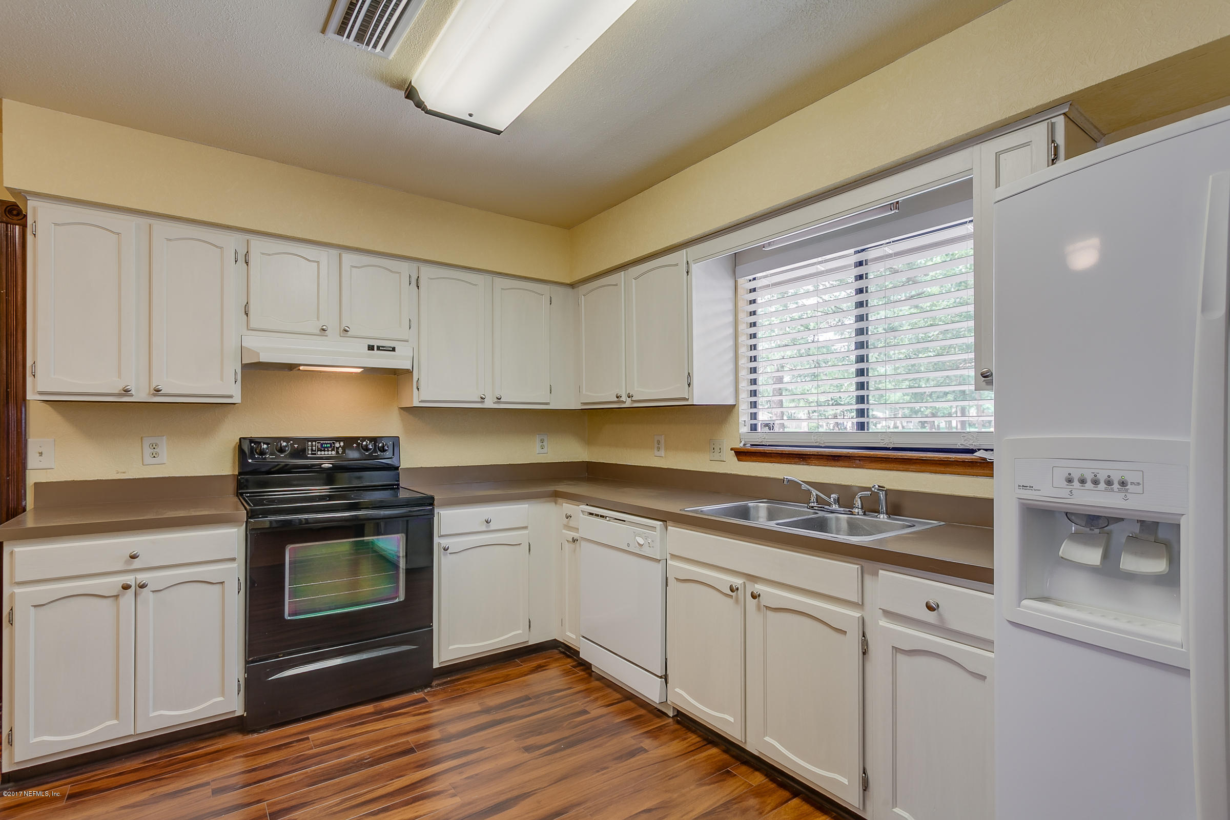 8323 Staghorn Road Jacksonville, FL 32244 - Photo 12 of 33 Kitchen_View_1