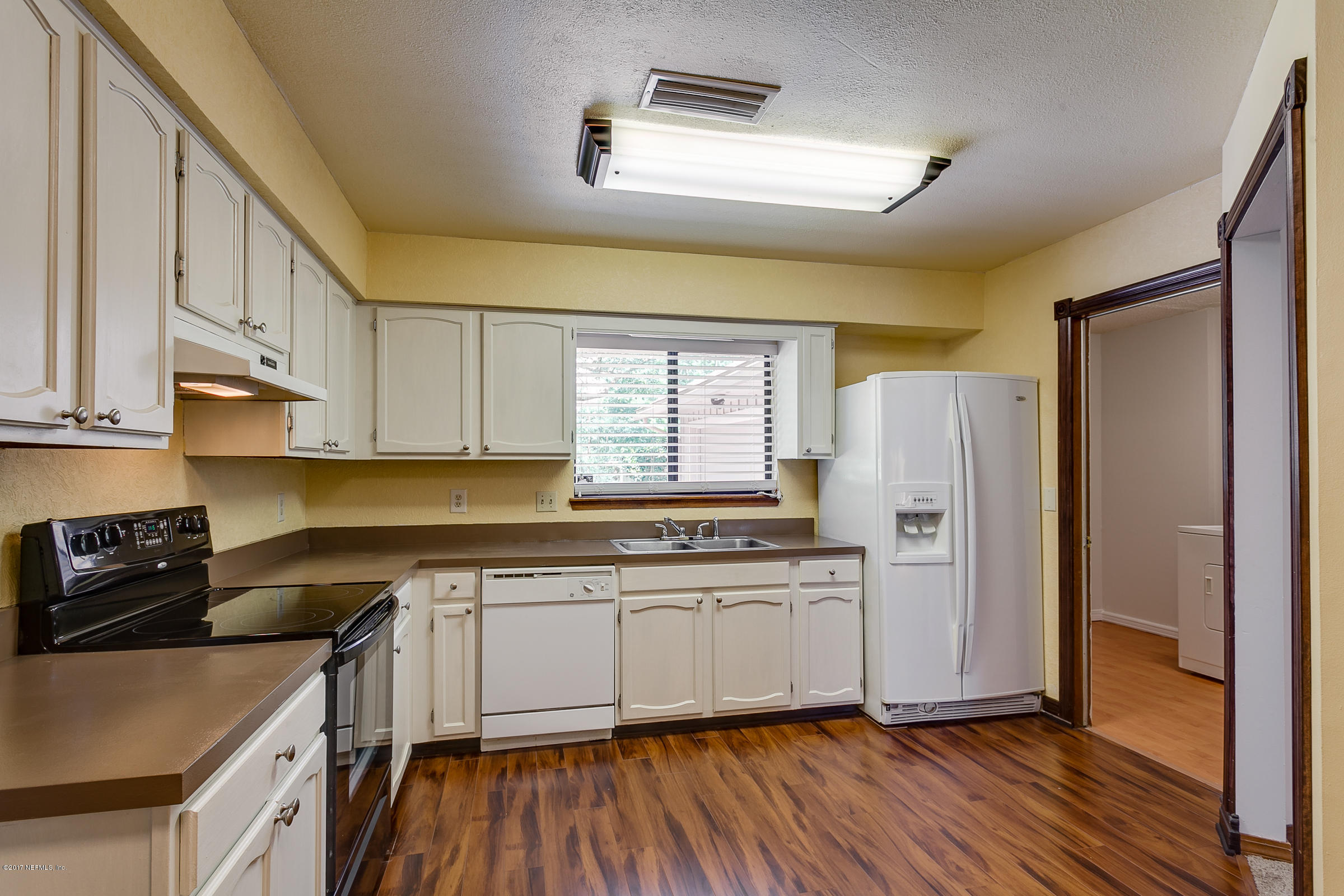8323 Staghorn Road Jacksonville, FL 32244 - Photo 13 of 33 Kitchen_View_2