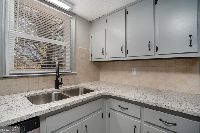 $1,500 | 3027 Spruce Circle, Snellville, GA 30078