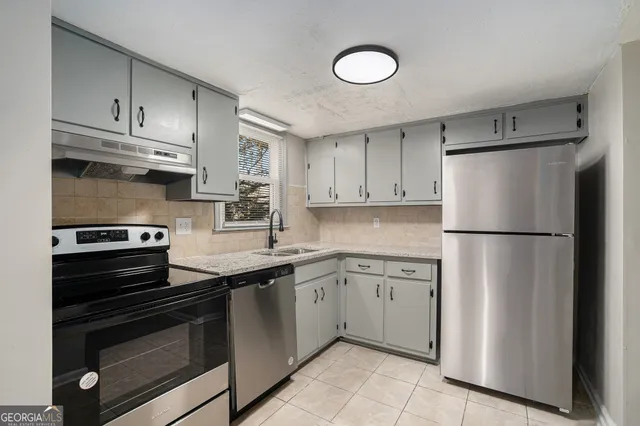 $1,500 | 3027 Spruce Circle, Snellville, GA 30078