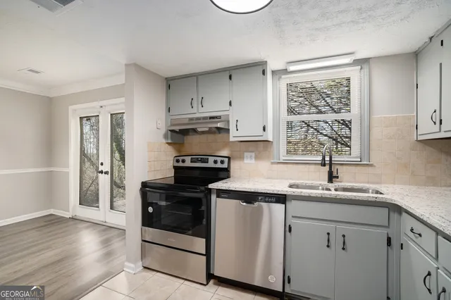 $1,500 | 3027 Spruce Circle, Snellville, GA 30078