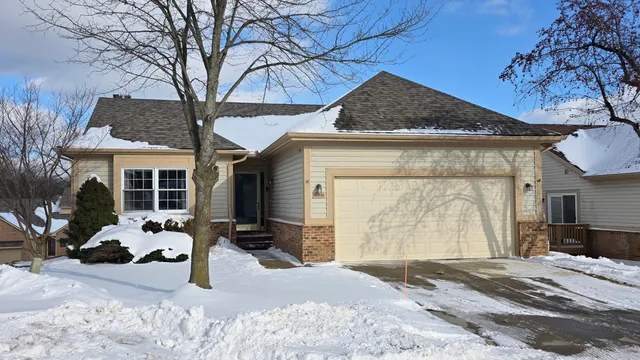 $357,000 | 30830 Palmer Drive, Novi, MI 48377