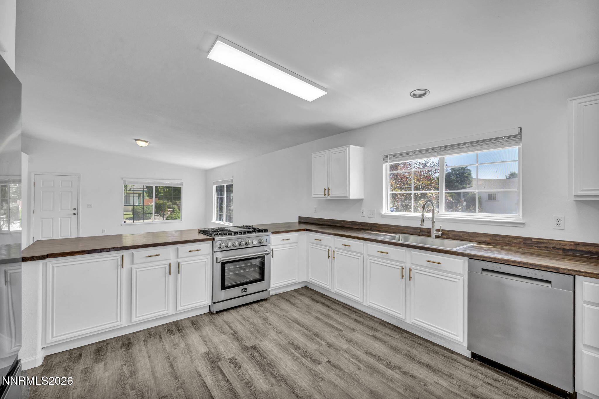 17704 Georgetown Drive Reno, NV 89508 - Photo 8 of 30 MLS8