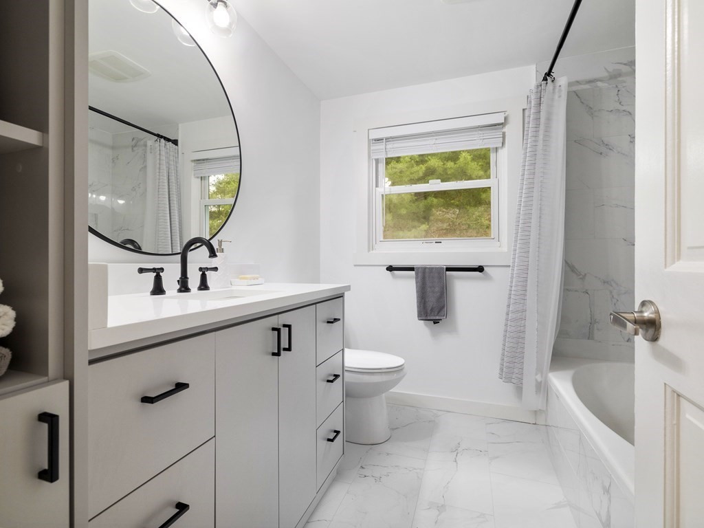 11 Randell Road Saugus, MA 01906 - Photo 17 of 34 Gallery Image 17