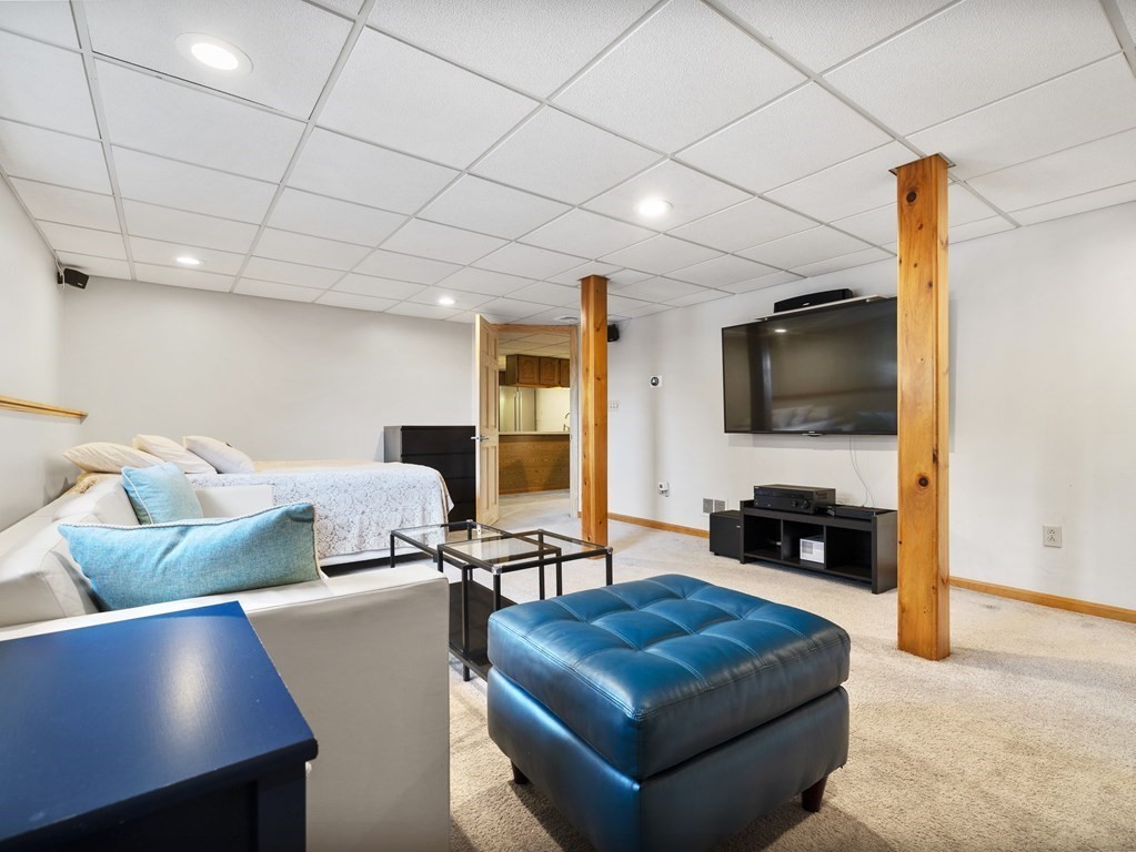 11 Randell Road Saugus, MA 01906 - Photo 21 of 34 Gallery Image 21