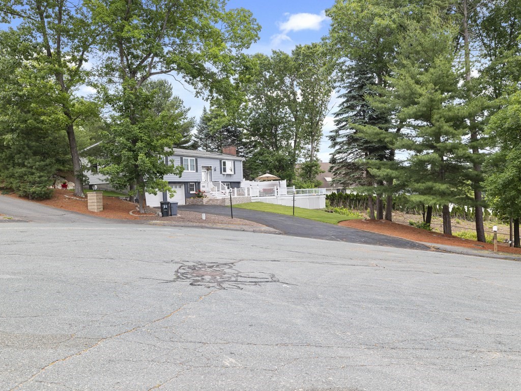 11 Randell Road Saugus, MA 01906 - Photo 33 of 34 Gallery Image 33