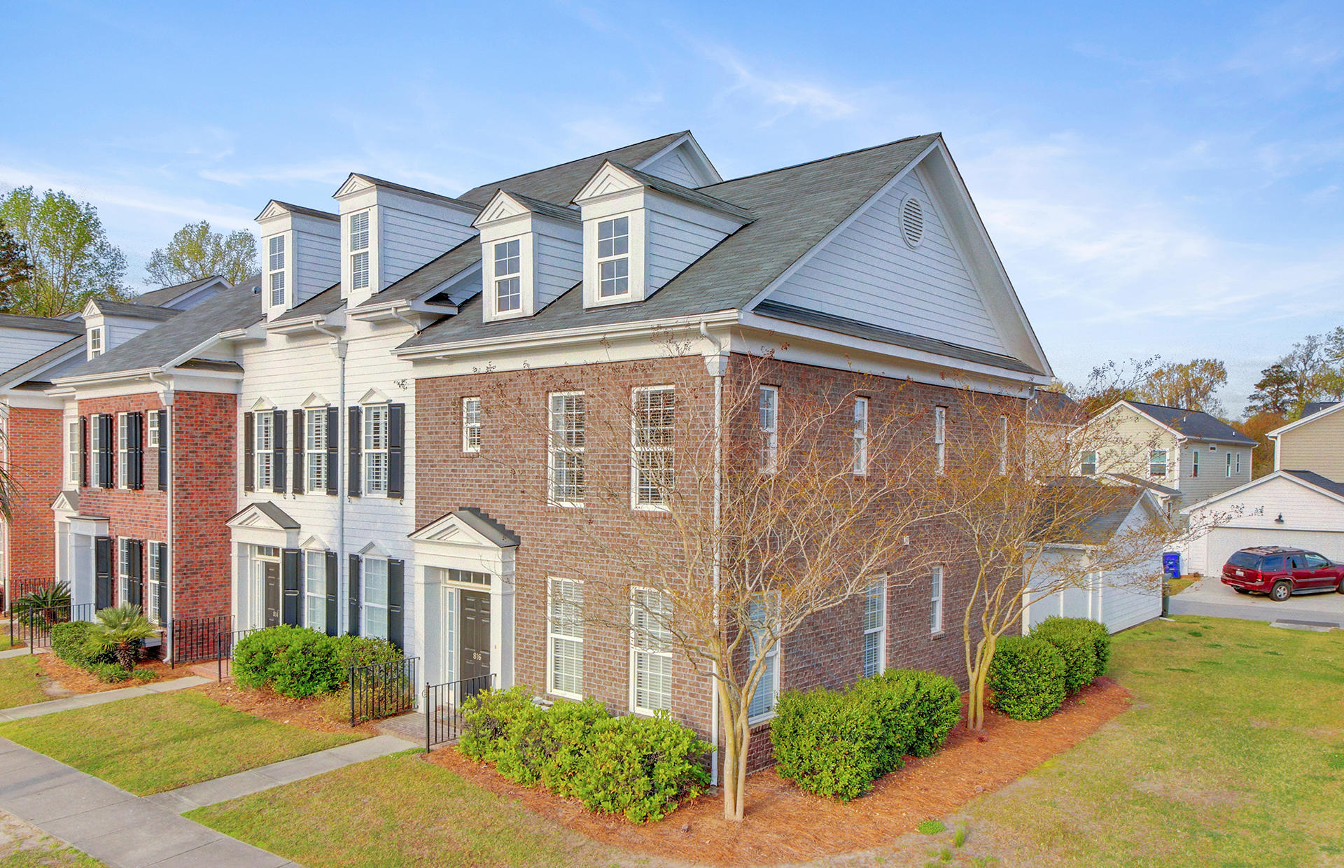 816 Rue Drive Charleston, SC 29414 - Photo 1 of 27 2