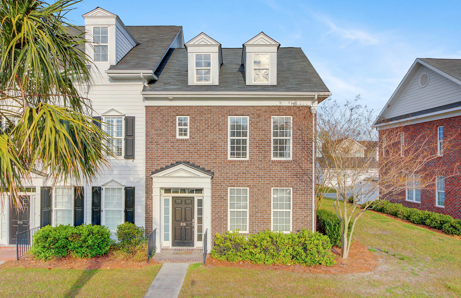 816 Rue Drive Charleston, SC 29414 - Photo 2 of 27 1