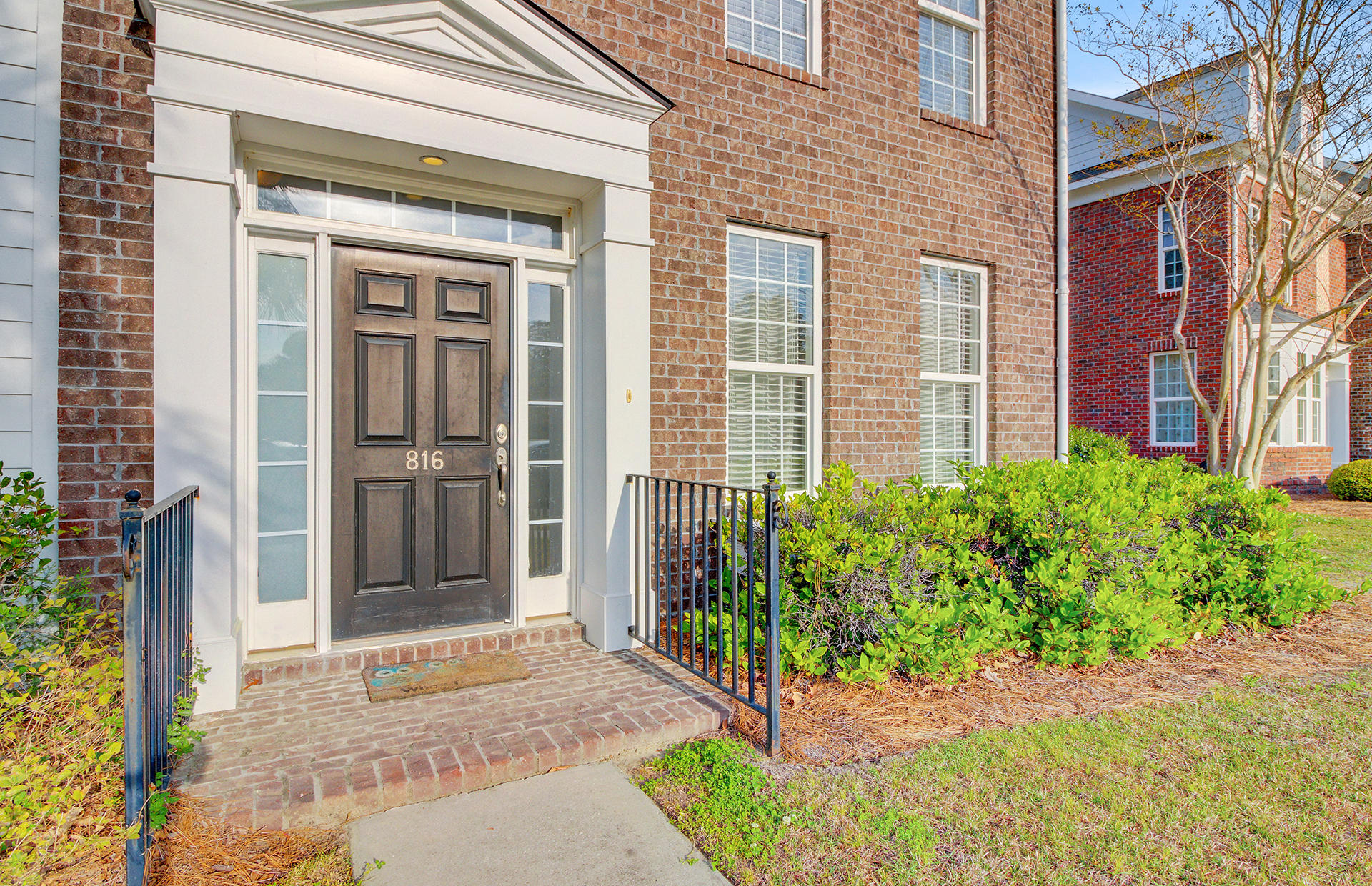 816 Rue Drive Charleston, SC 29414 - Photo 3 of 27 5