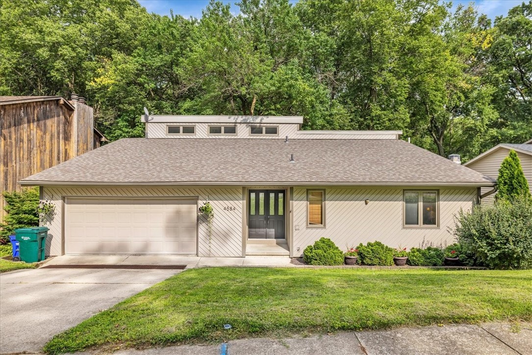 4584 Havenwood Drive Decatur, IL 62526 - Photo 1 of 42