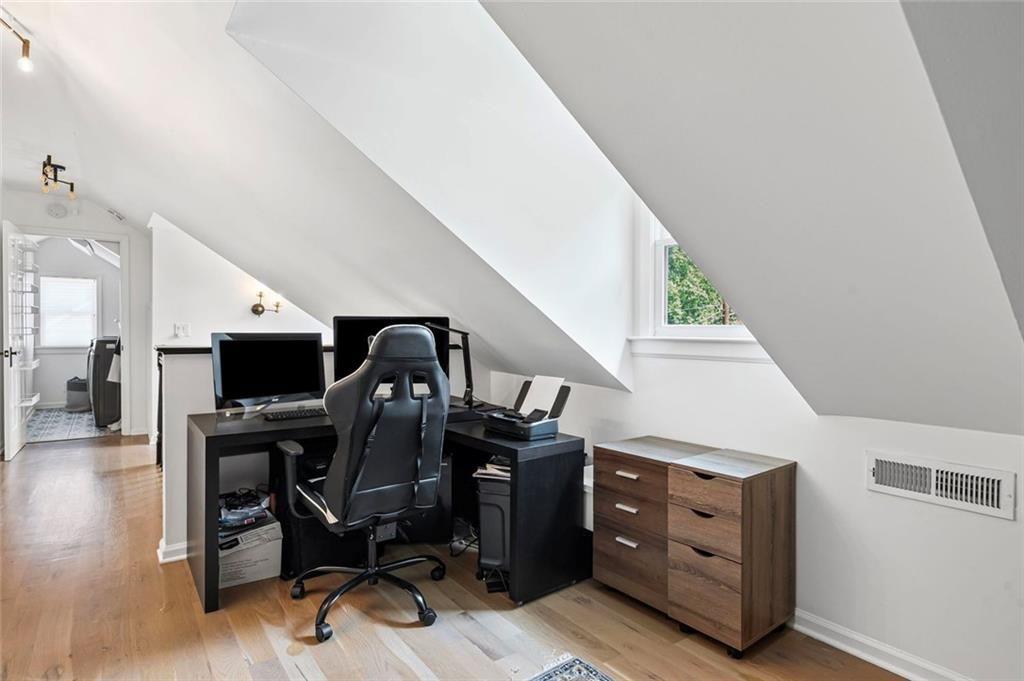 346 Redland Road Northwest Atlanta, GA 30309 - Photo 19 of 37