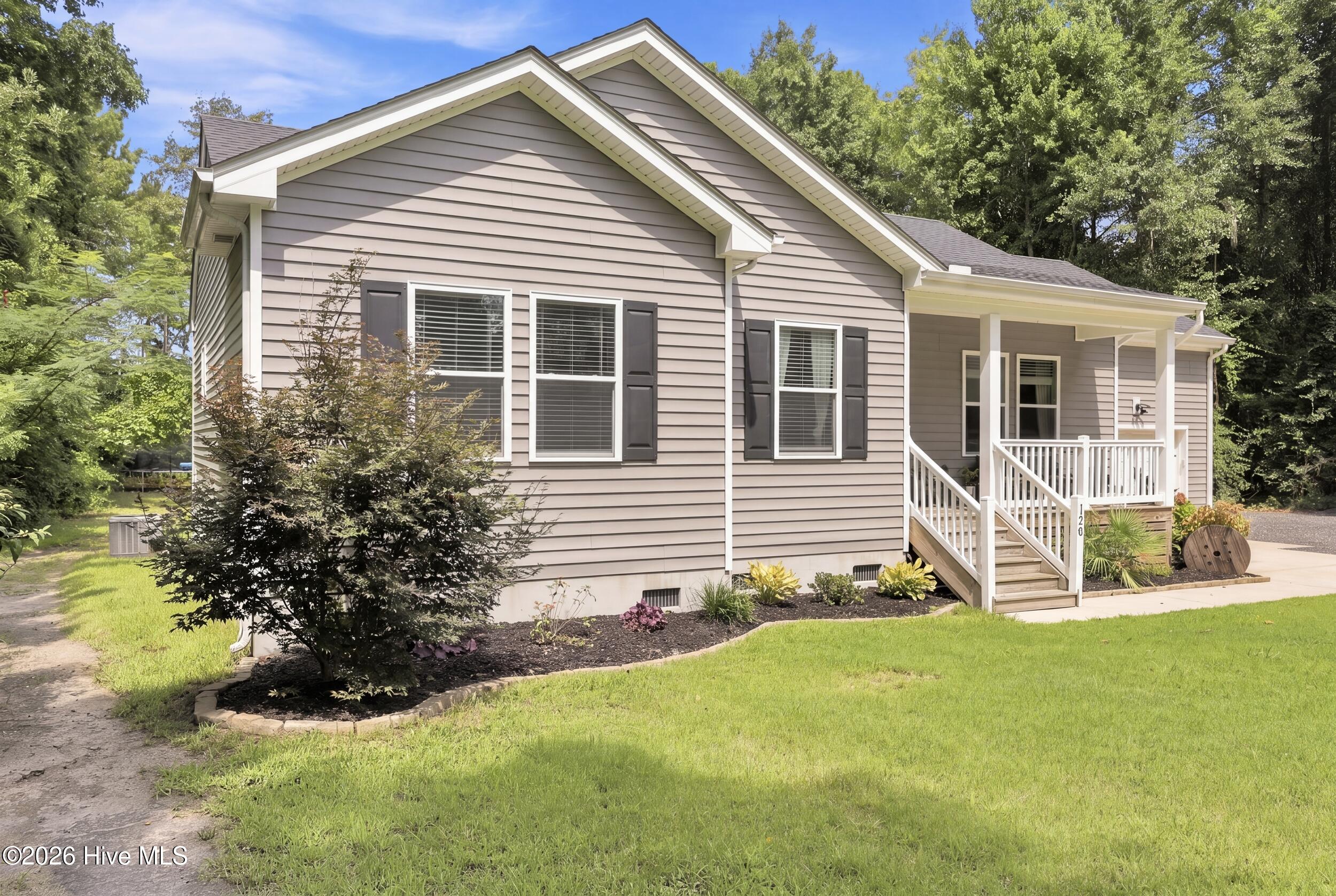 120 South Currituck Road Currituck, NC 27929 - Photo 3 of 37 photo_reedit_943b1d42