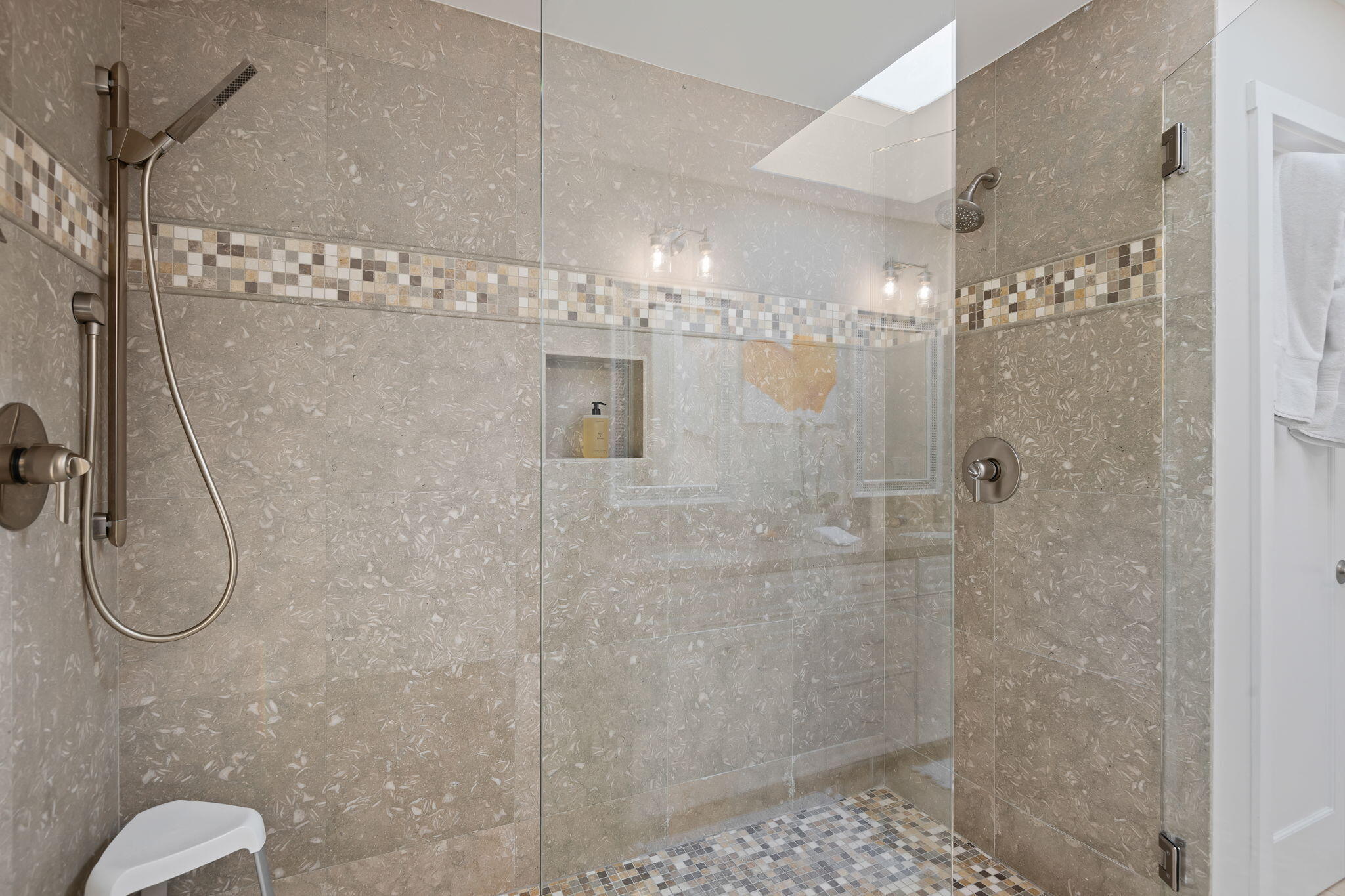 2290 Whitney Avenue Summerland, CA 93067 - Photo 14 of 28 a bathroom with a shower