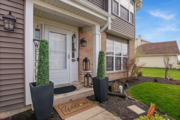 $389,900 | 614 Buckboard Road, Bolingbrook, IL 60490