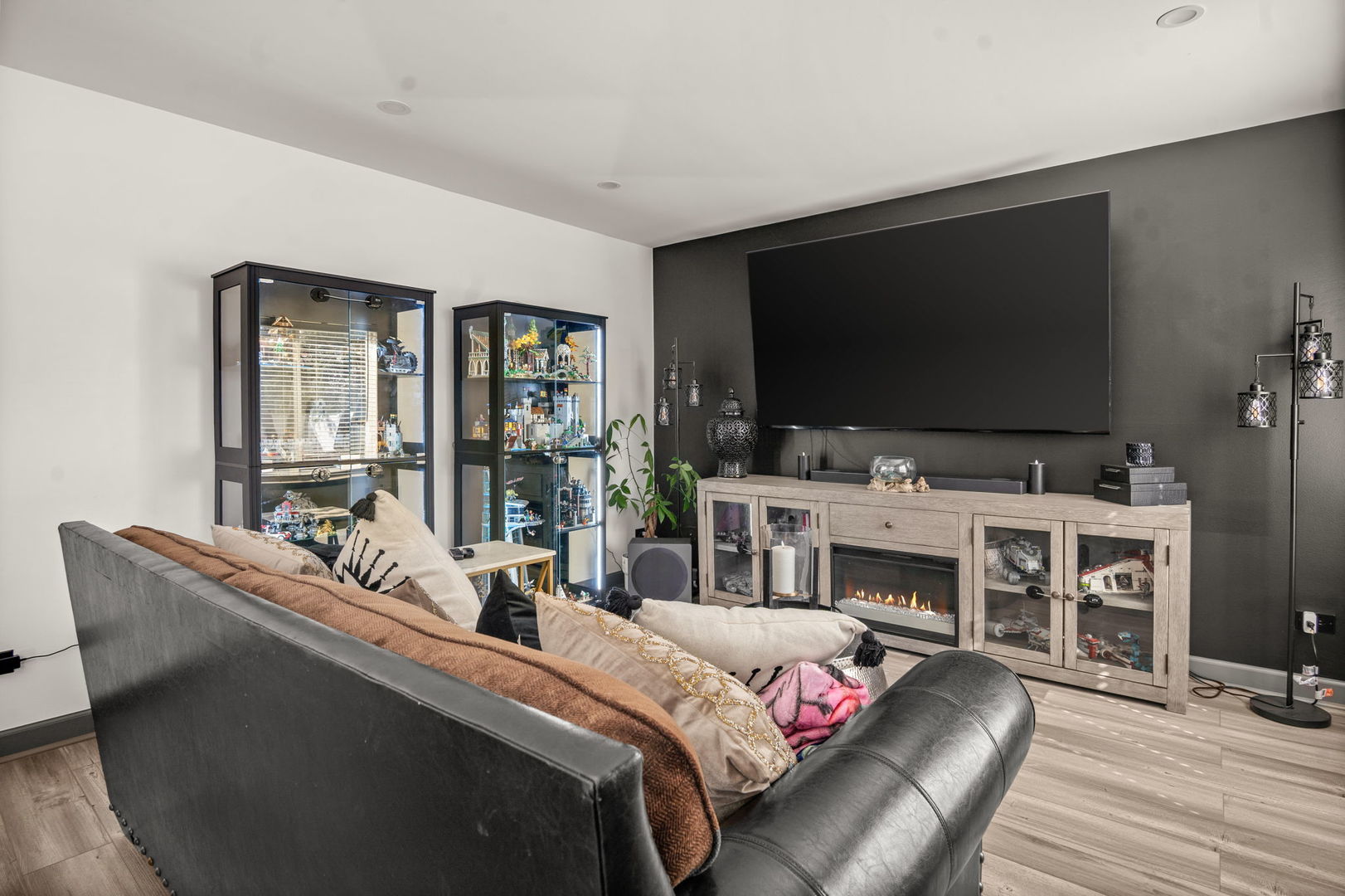 614 Buckboard Road Bolingbrook, IL 60490 - Photo 10 of 31