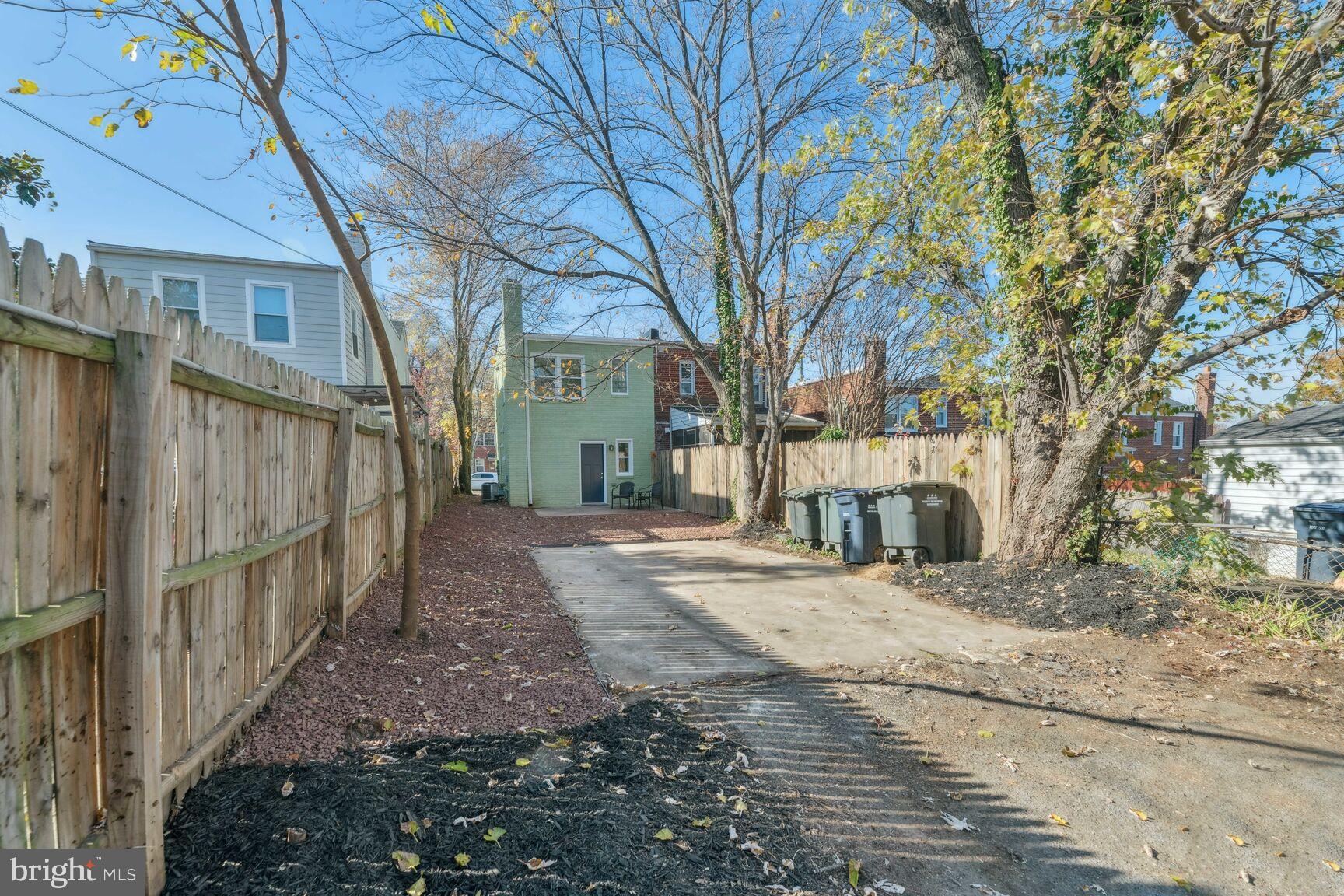 1187 46th Place Southeast Washington, DC 20019 - Photo 29 of 30