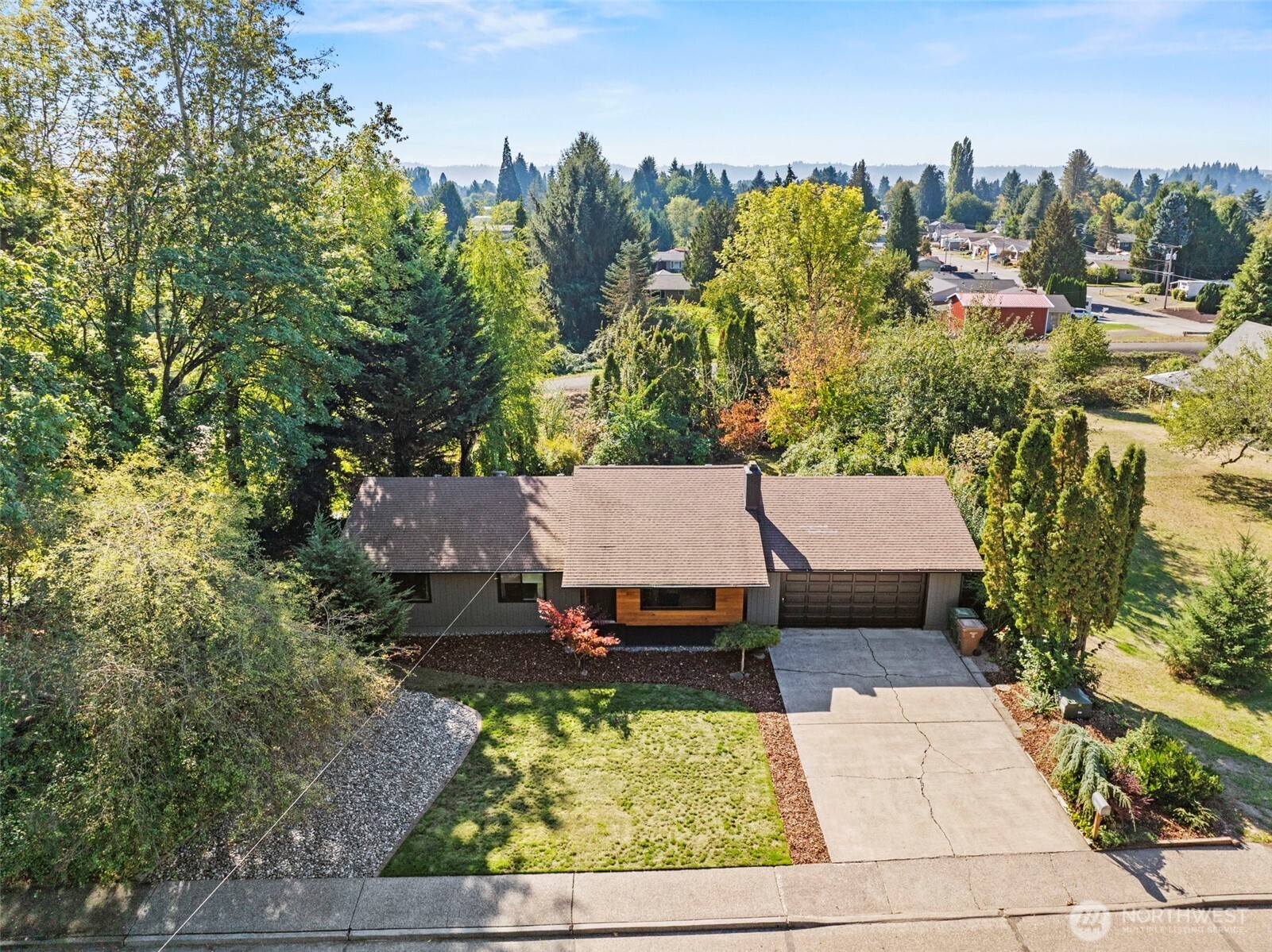 3167 Pacific Way Longview, WA 98632 - Photo 34 of 39 a view of a yard with plants