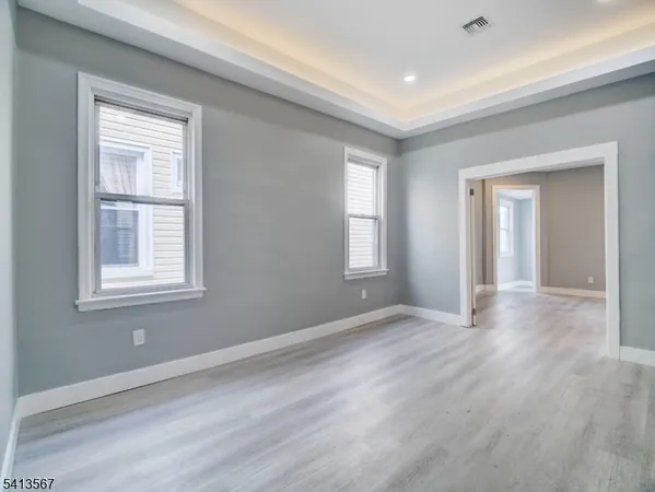 $2,950 | 20 West 49th Street, Unit 2, Bayonne, NJ 07002