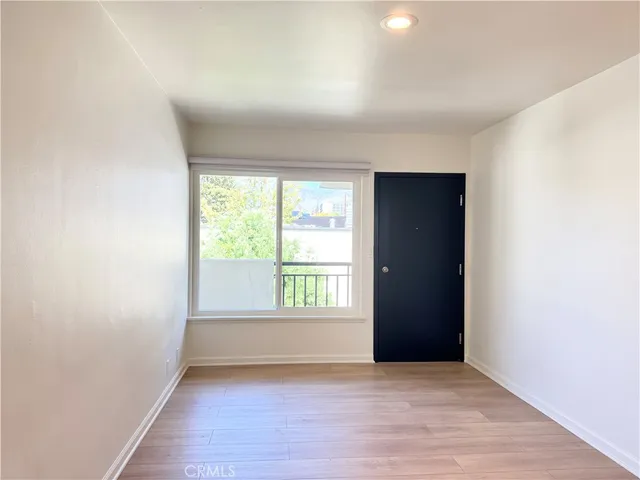 $2,460 | 251 North Oakland Avenue, Unit 8, Pasadena, CA 91101