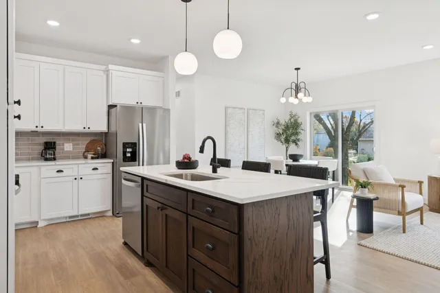 $560,000 | 1270 Bellflower Lane Northeast, Owatonna, MN 55060