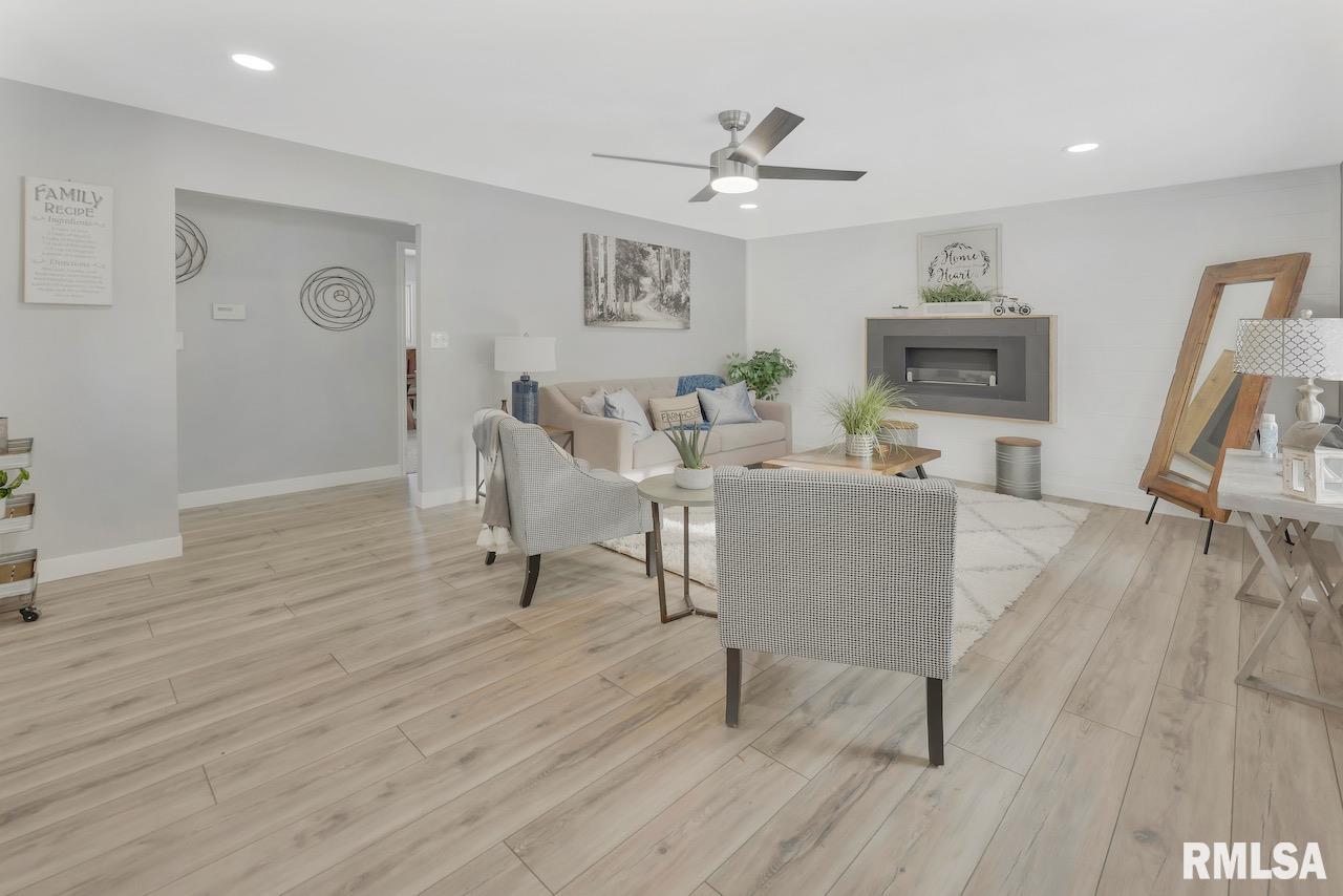 105 Hamilton Road Marquette Heights, IL 61554 - Photo 5 of 22 Gallery Image 5