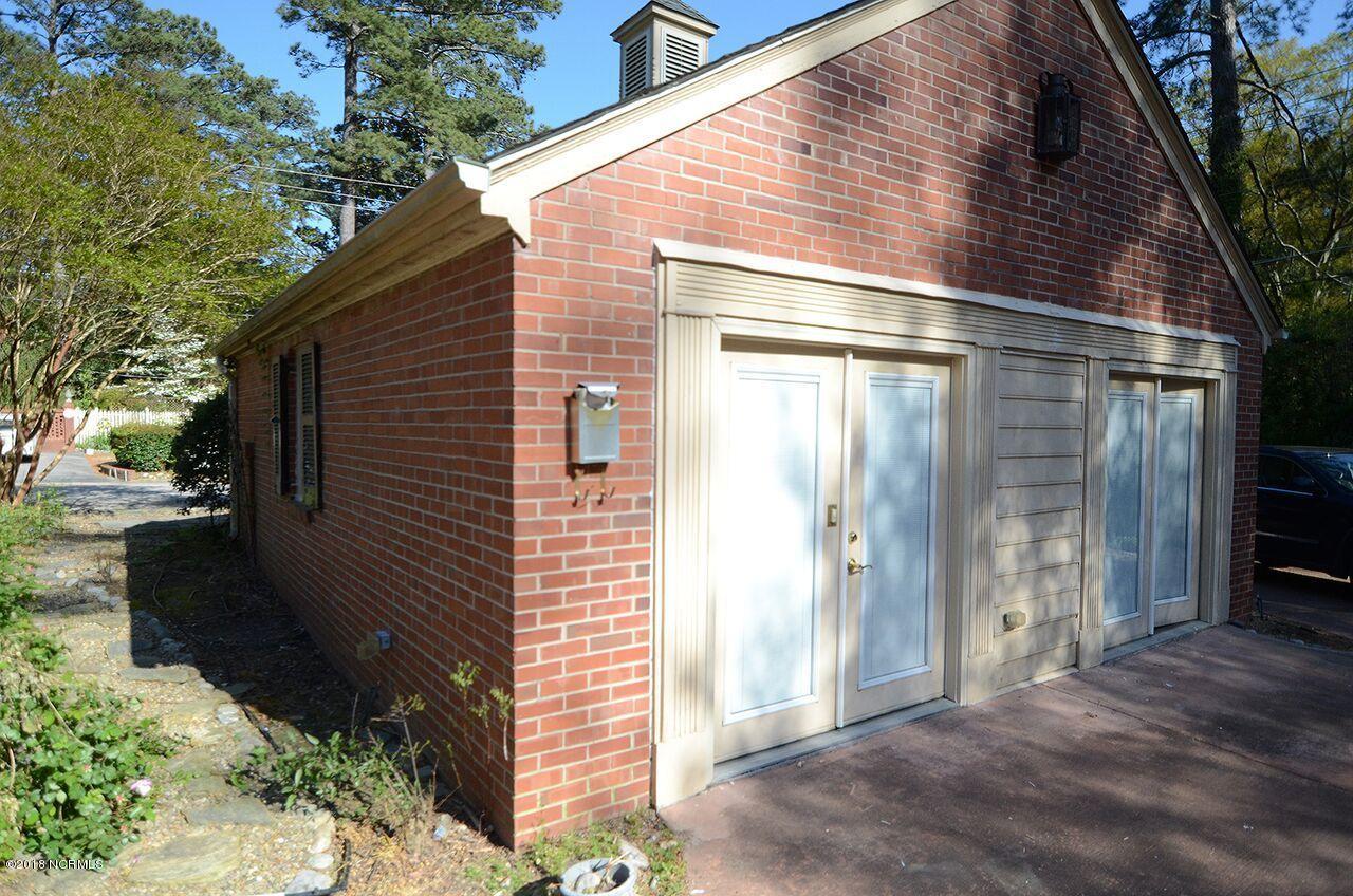 801 Raleigh Rd Parkway West Wilson, NC 27893 - Photo 14 of 17 OUTBUILDING_preview