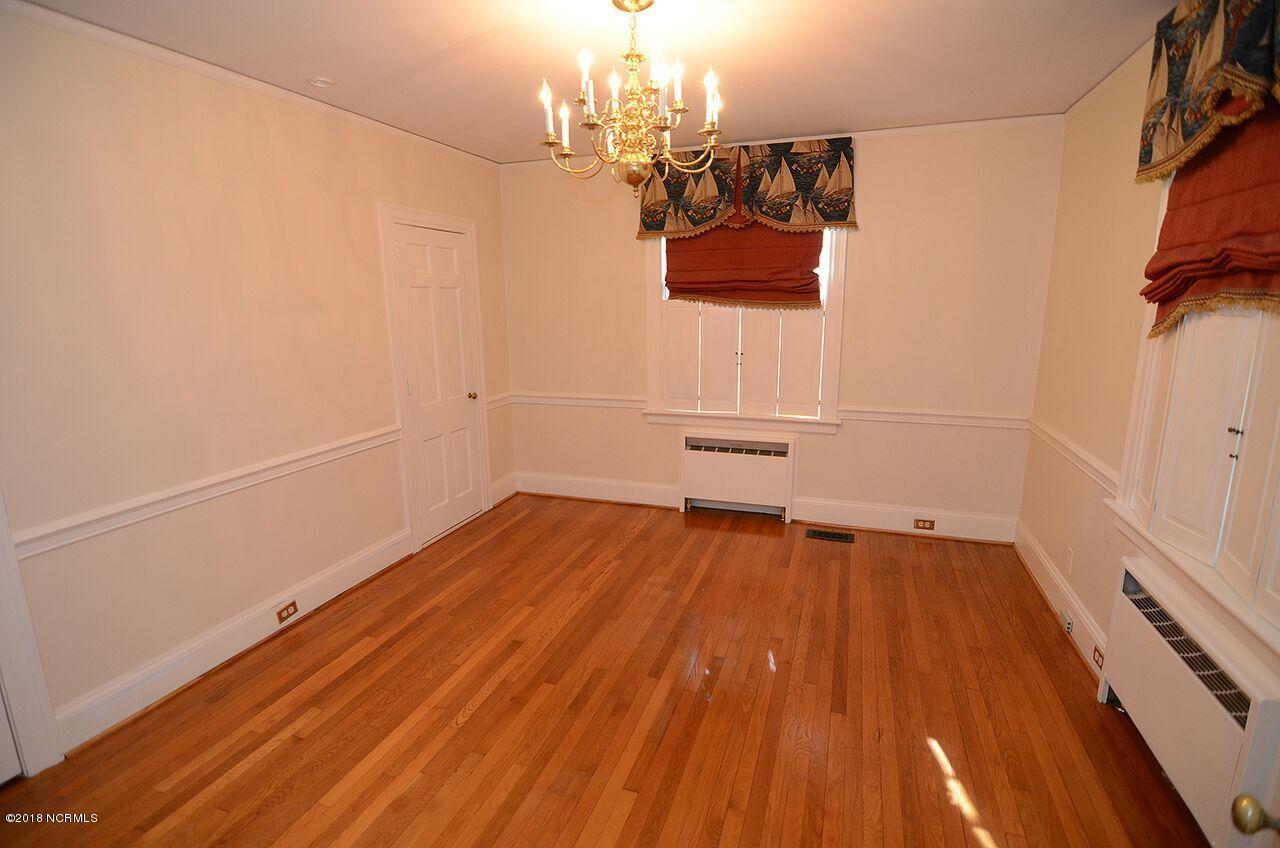 801 Raleigh Rd Parkway West Wilson, NC 27893 - Photo 7 of 17 DININGAREA2_preview