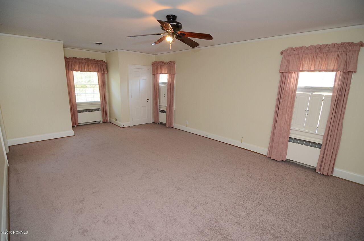 801 Raleigh Rd Parkway West Wilson, NC 27893 - Photo 10 of 17 MASTER_preview