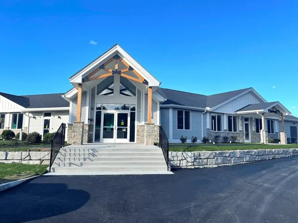 $2,460 | 44 Westgate Drive, Unit 44102, Dover, NH 03820