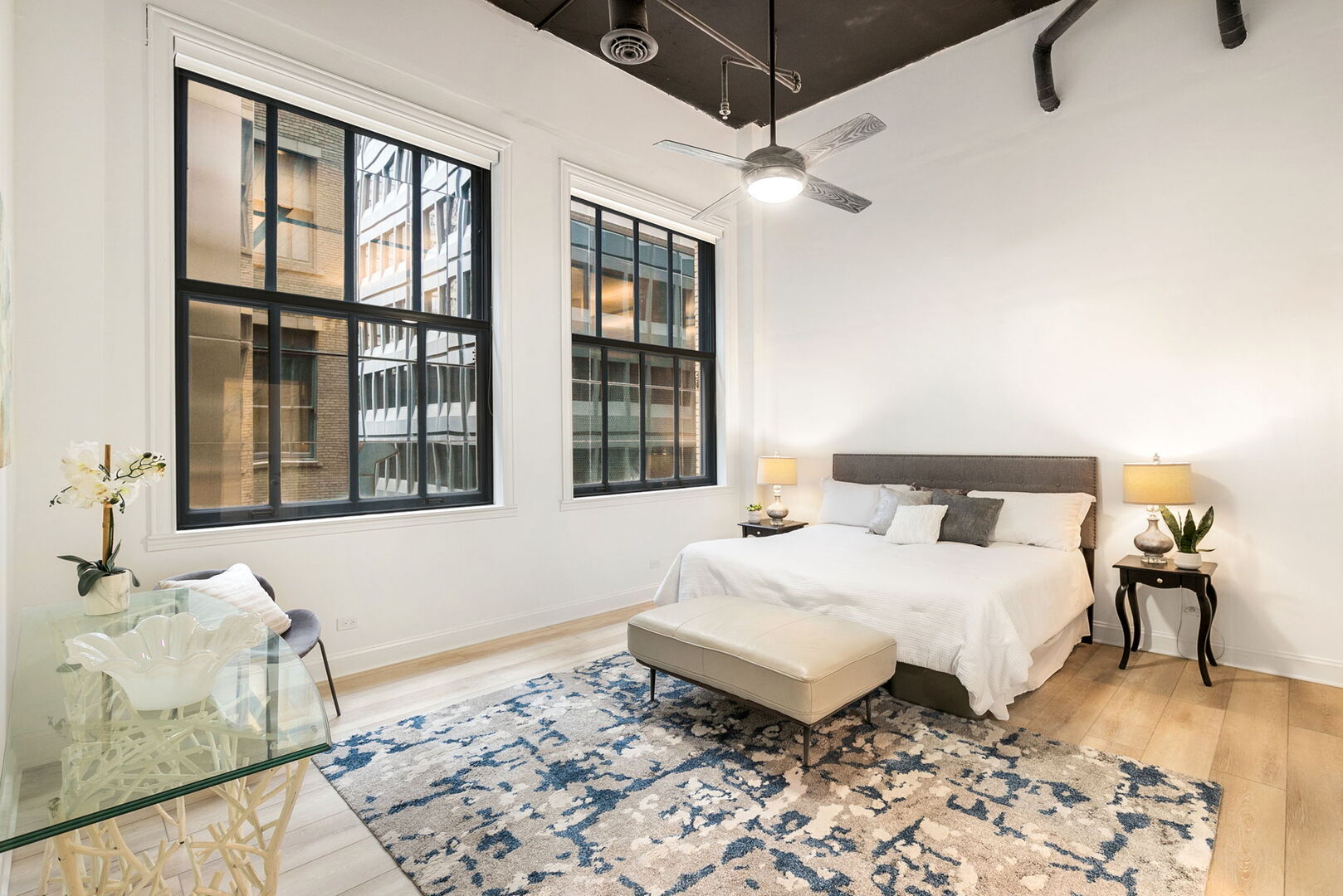 120 South State Street, Unit 4 Chicago, IL 60603 - Photo 19 of 33